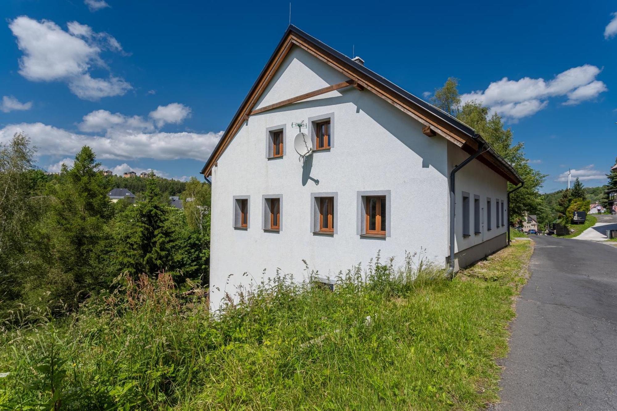 Klinovec 129 Apartment Loučná pod Klínovcem Exterior foto